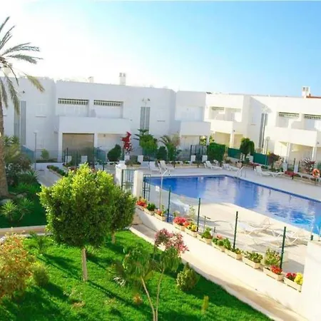 Apartment With Sunny Private Rooftop Terrace Vera Exterior photo