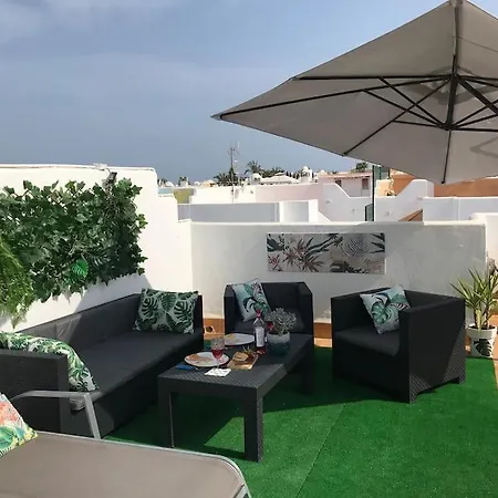 Apartment With Sunny Private Rooftop Terrace Vera Exterior photo