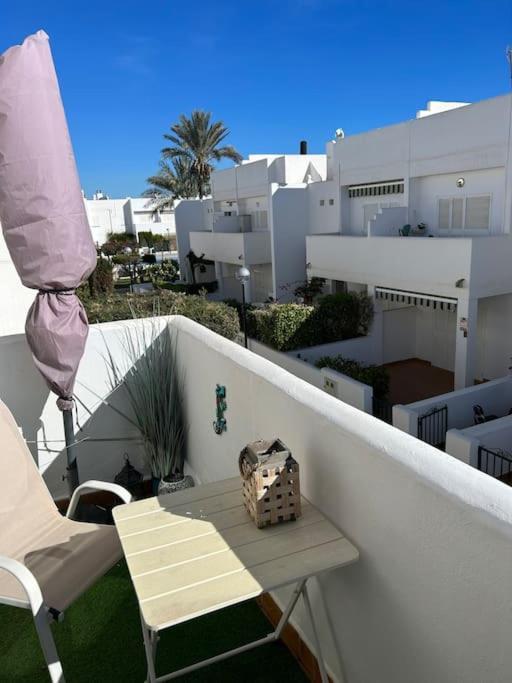 With Sunny Private Rooftop Terrace Apartment *